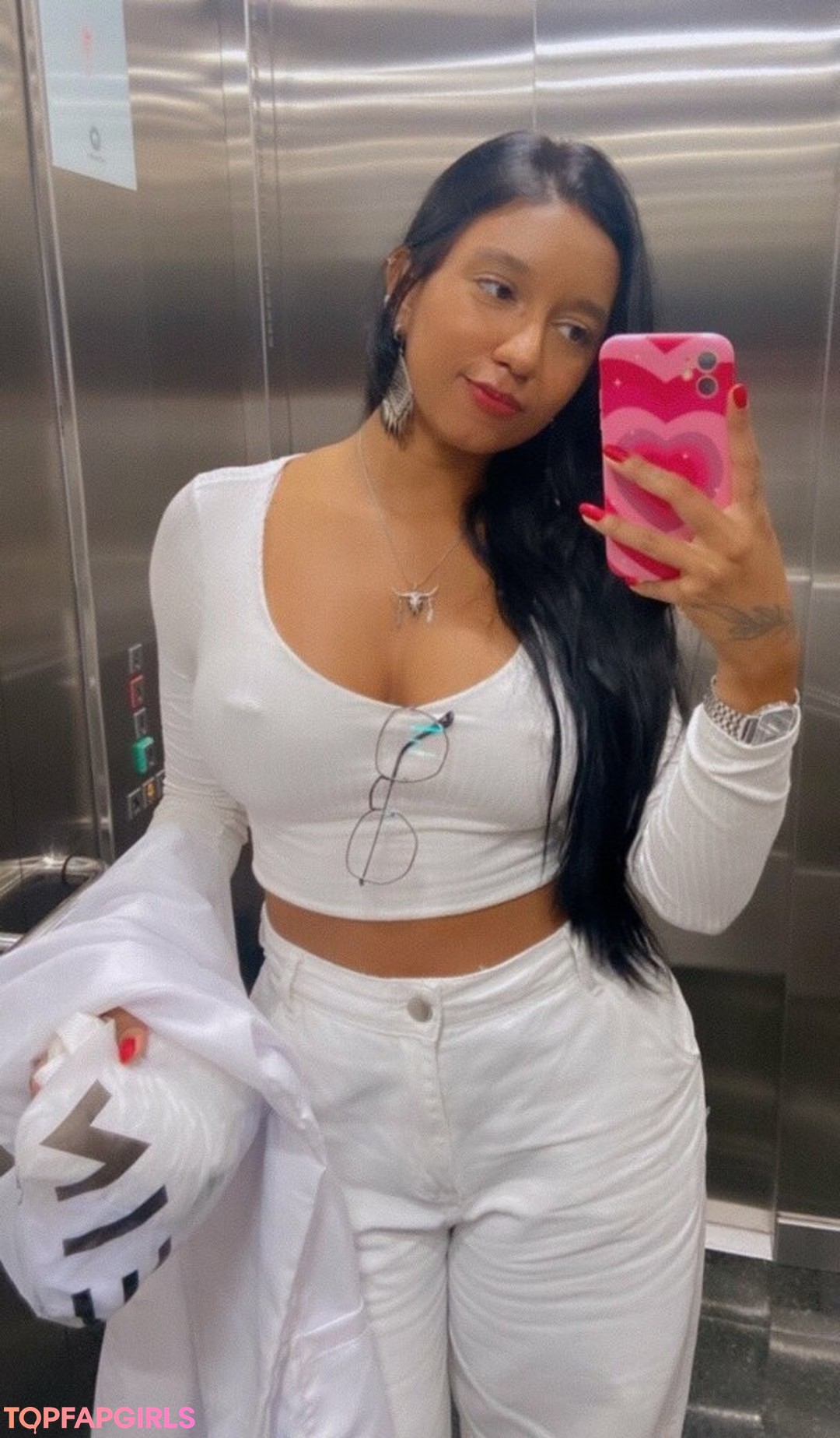 gym asian onlyfans pretty pic