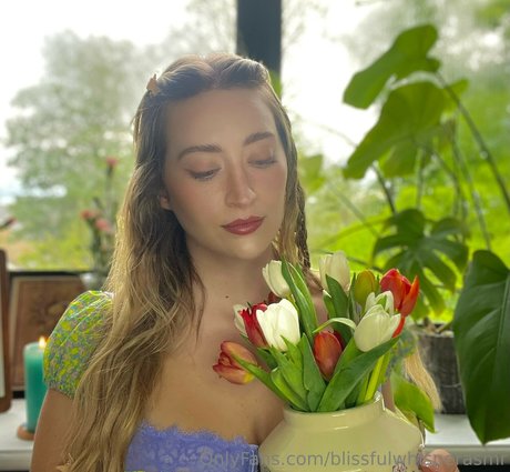 redhead trans onlyfans pornographic photo