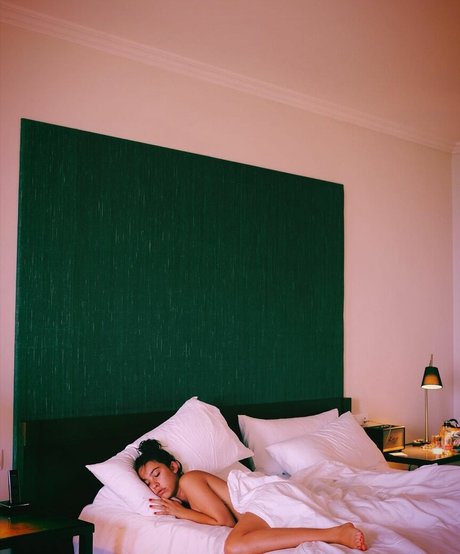 lesbian anal strapon onlyfans art porn galleries