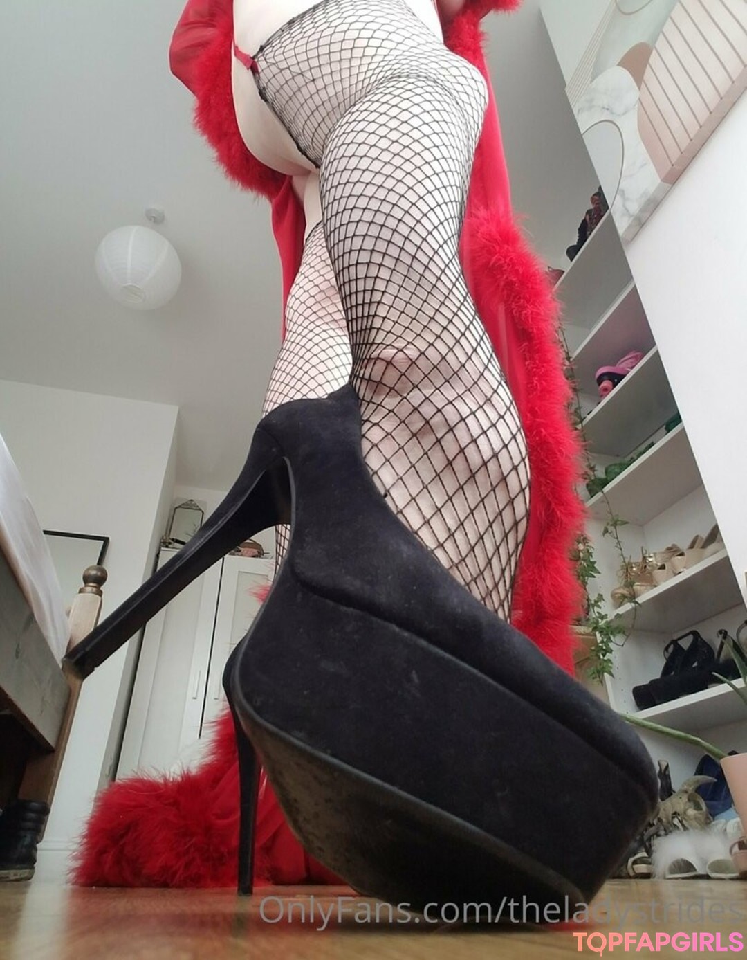 giantessgingerofficial erotic model photos