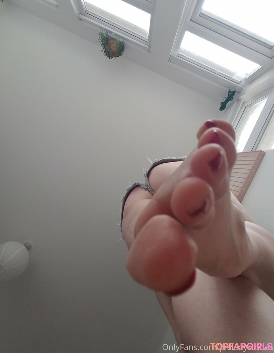 giantessgingerofficial pornstar img