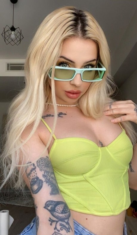 blonde cougar onlyfans sexy naked archive