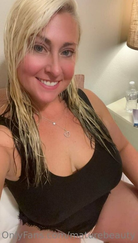 nitamarie1 pornstar nudes image