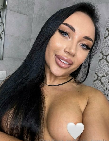 lola dazzle star erotic photo