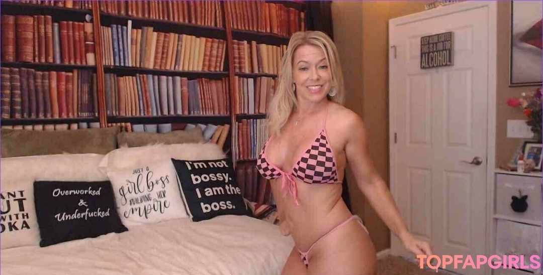 savannahsteele sexy pornstar picture