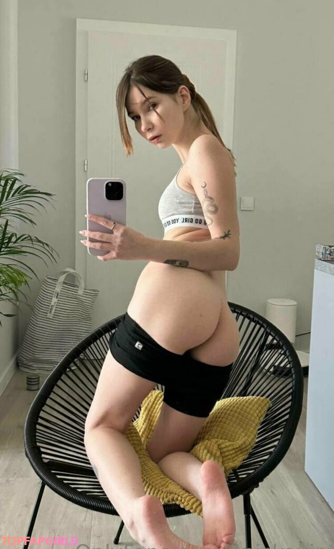 anickavip star nude pics