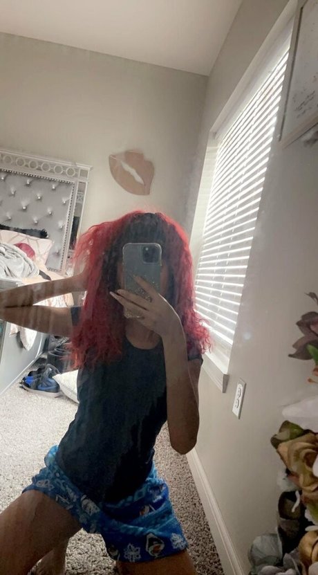 cutiewet pornstar nudes img