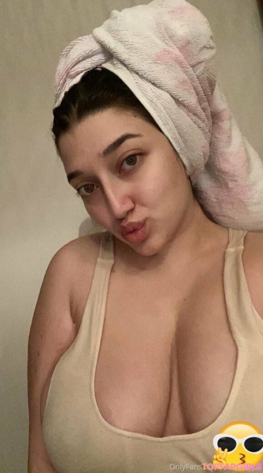 bikini teen onlyfans pornographic pictures