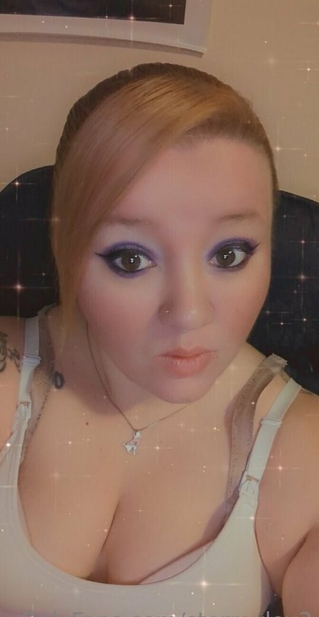 stormylov3 sexy model picture