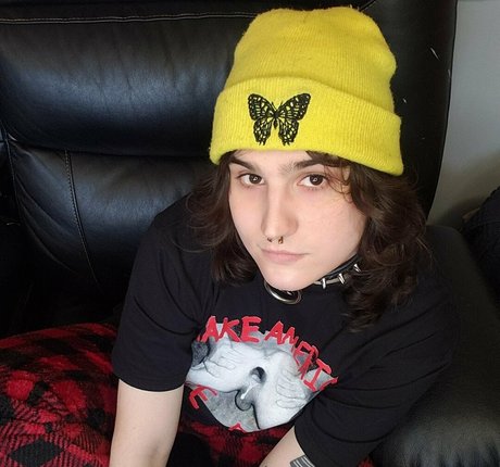 skyyshark star xxx picture