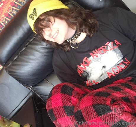 skyyshark star art image