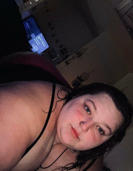 biggbeck sexy actress img