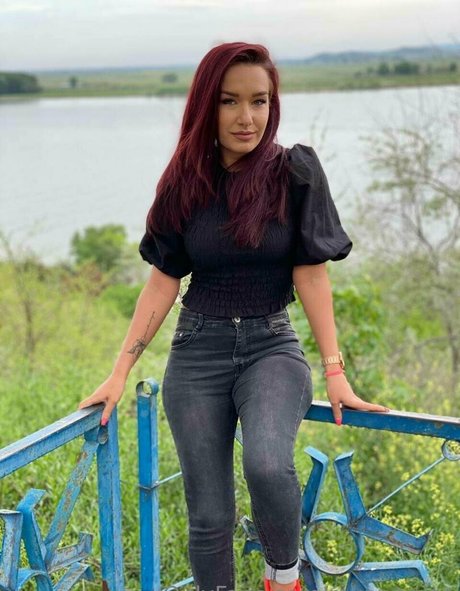 aubrey frost best actress gallery