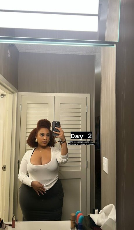 gay cum onlyfans top image