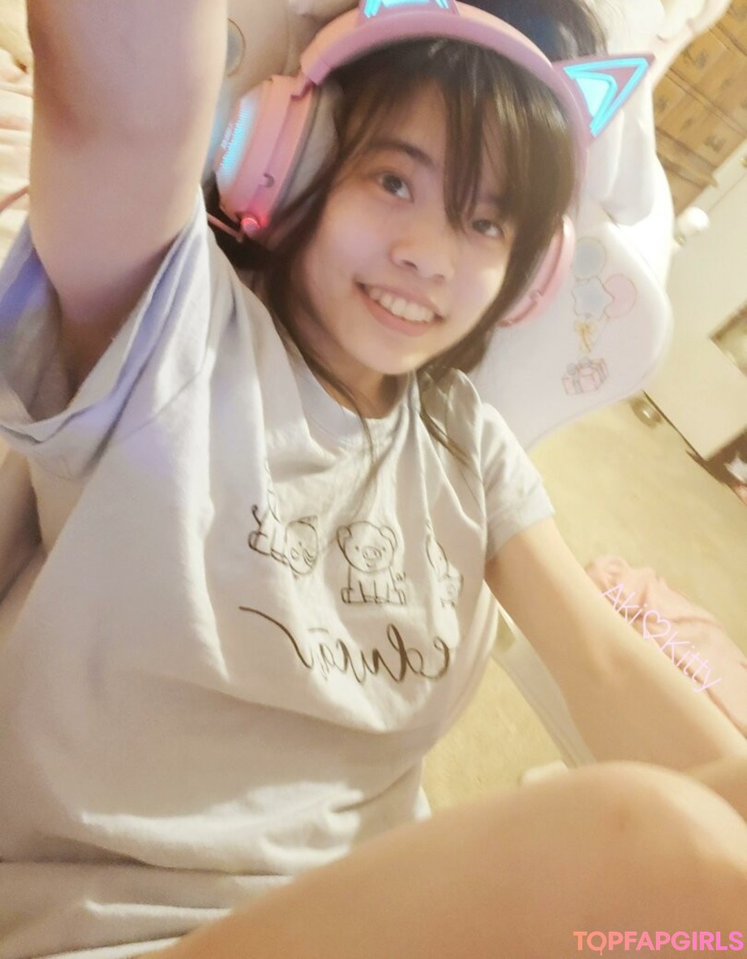 Aki kitty model pornographic pics