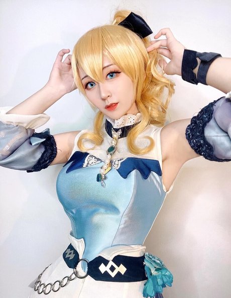 Larissa Rochefort nice star gallery