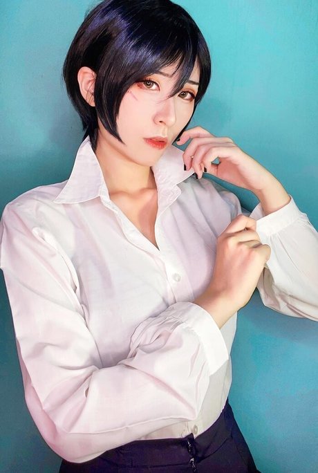 Larissa Rochefort star pretty pics