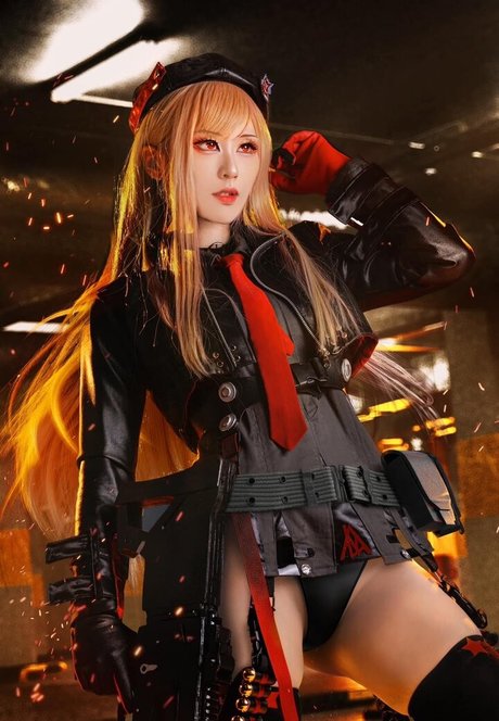 Larissa Rochefort model nudes pic