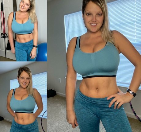 hottest midget onlyfans naked pictures