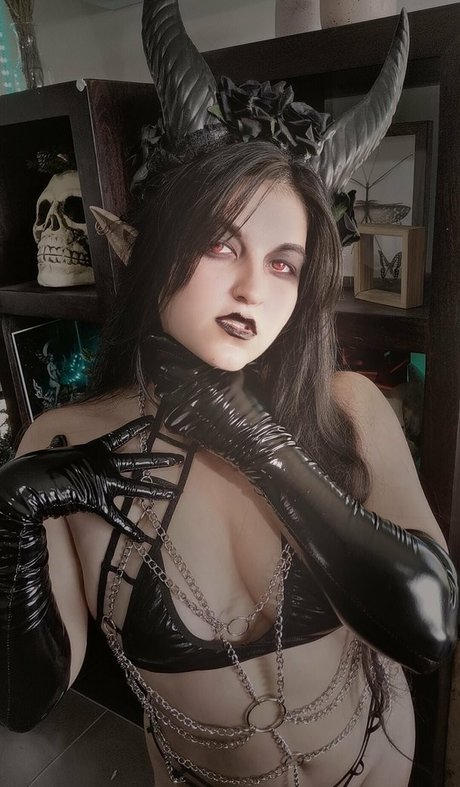 skinny brunette onlyfans free sex picture