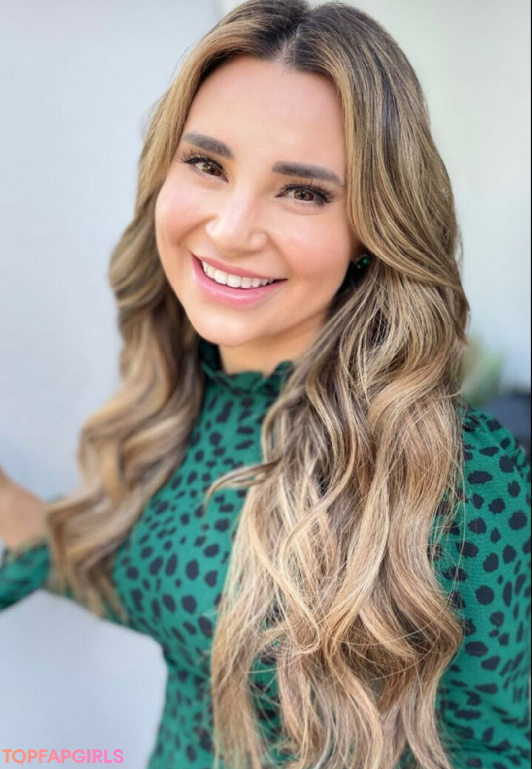 Rosanna Pansino model best images