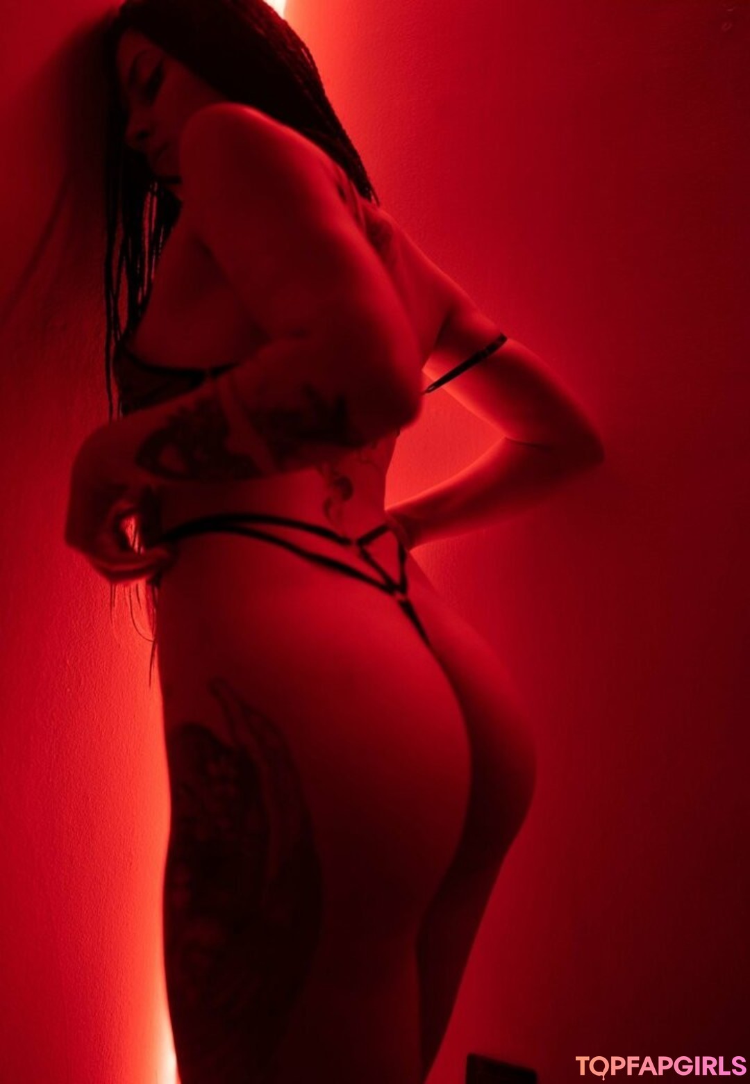 Inkedellen nudes star img