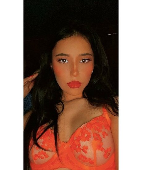 curvy lesbian onlyfans free xxx images