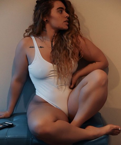 Brooklyn Nicolina nice pornstar pic