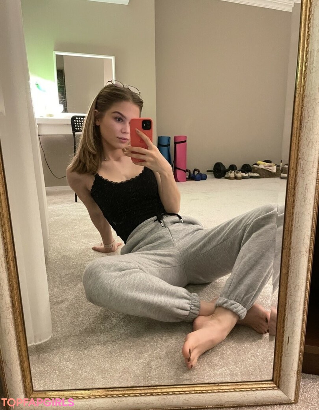 Lizi Asmr hot actress img