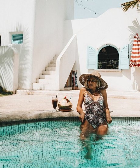 Lauren Bullen nudes star image