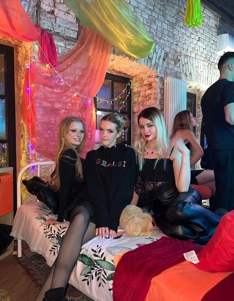 hijabi onlyfans nice photos