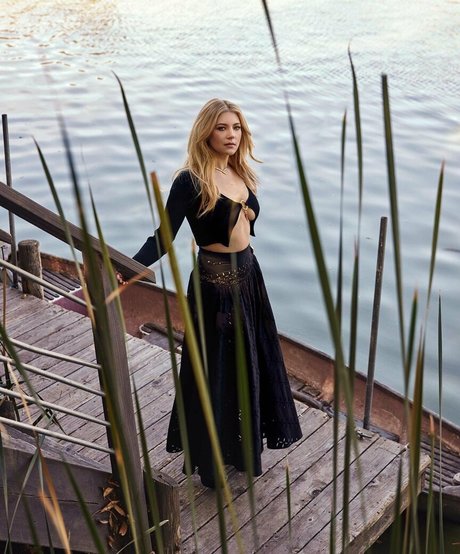 sisters onlyfans pornographic pictures