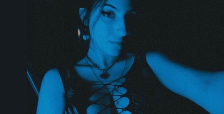 Beyza Durusu pornstar beautiful galleries