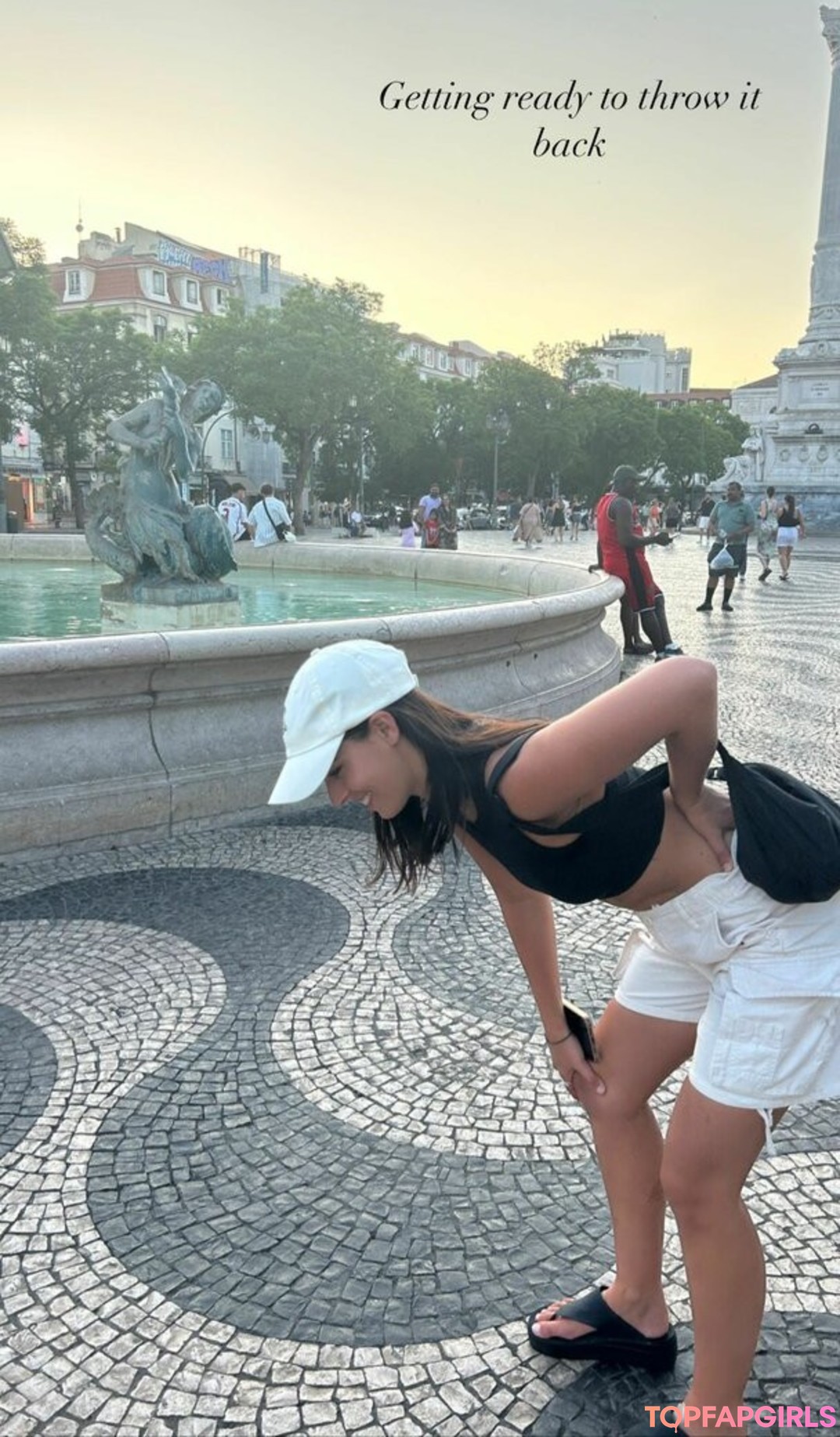 Develique free pornstar picture