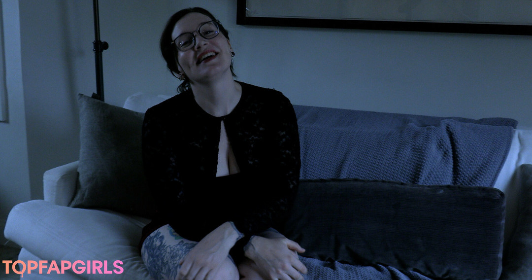 shemale cumshot onlyfans sexy pic