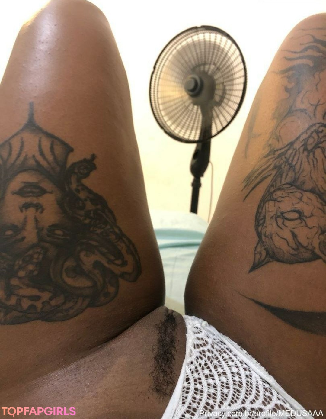 Medusa bad model naked pics