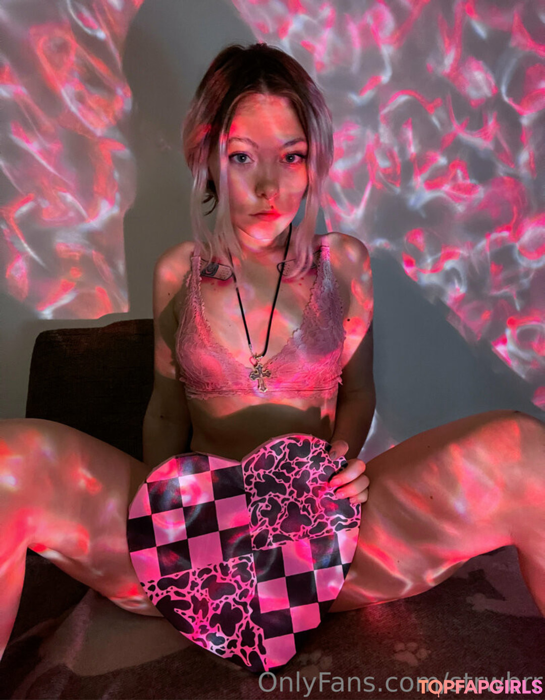 strwbrr model perfect galleries