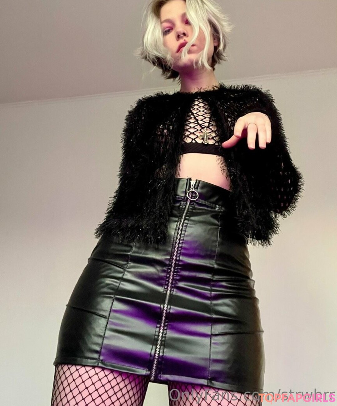 strwbrr hd pornstar galleries