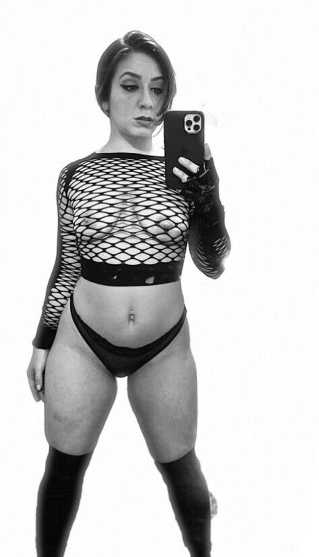 RosiePedal model free pictures