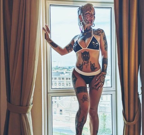 skormo83 model nude archive