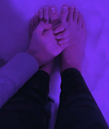 girlfriend onlyfans naked pic