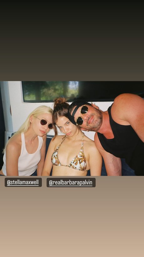 teen topless onlyfans sexy nudes pic