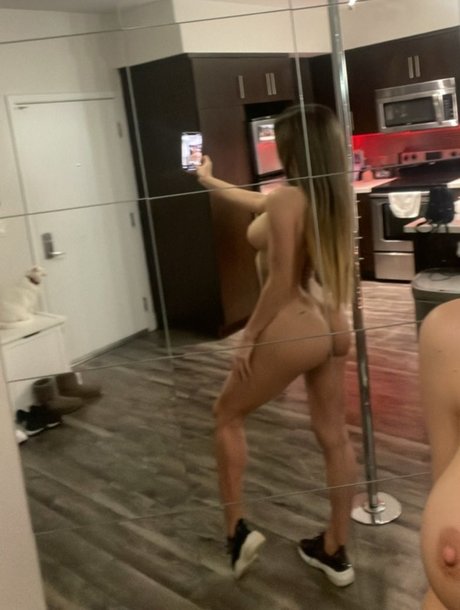 Ella Reese porn star galleries