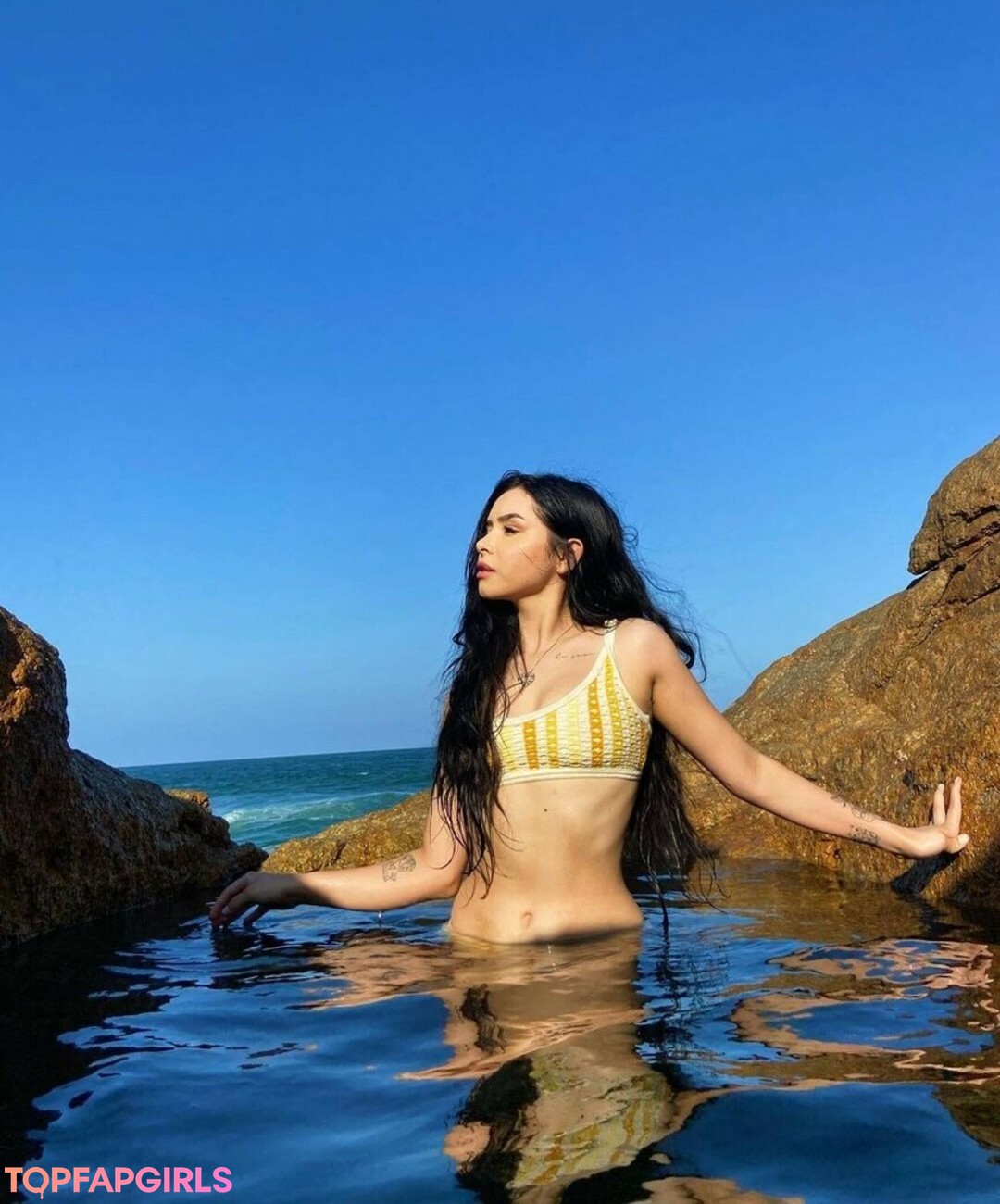 Eduarda Yuni nude actress galleries