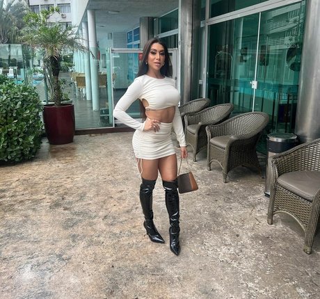 Biadavitoria hot model archive