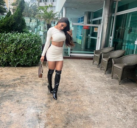 Biadavitoria model art picture