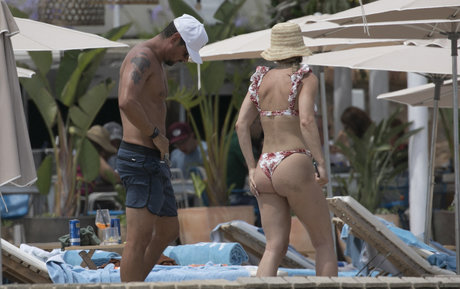 Melissa Roxburgh model hd pic