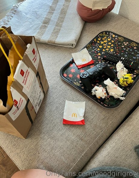 tiny onlyfans art nude galleries