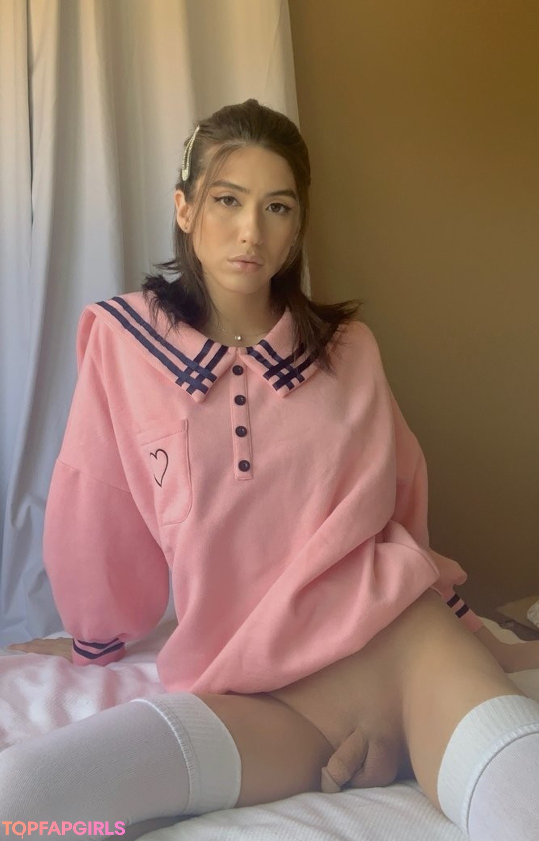 Uyuna model pretty photo