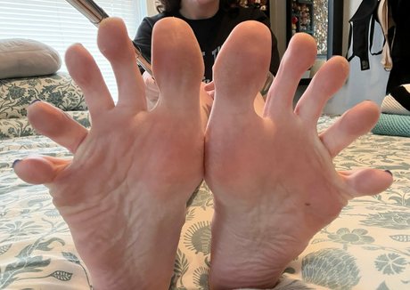 petite brunette onlyfans hot xxx picture